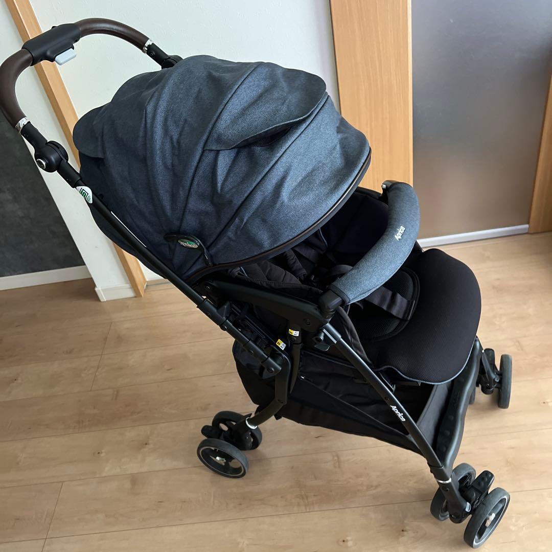 【良品】最上位モデル　ラクーナクッションフリー　ネイビー　ベビーカー　アップリカ