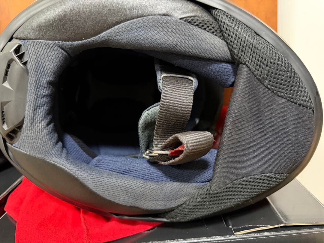 Ducati 77 DUCクラシック77 アライヘルメット　m