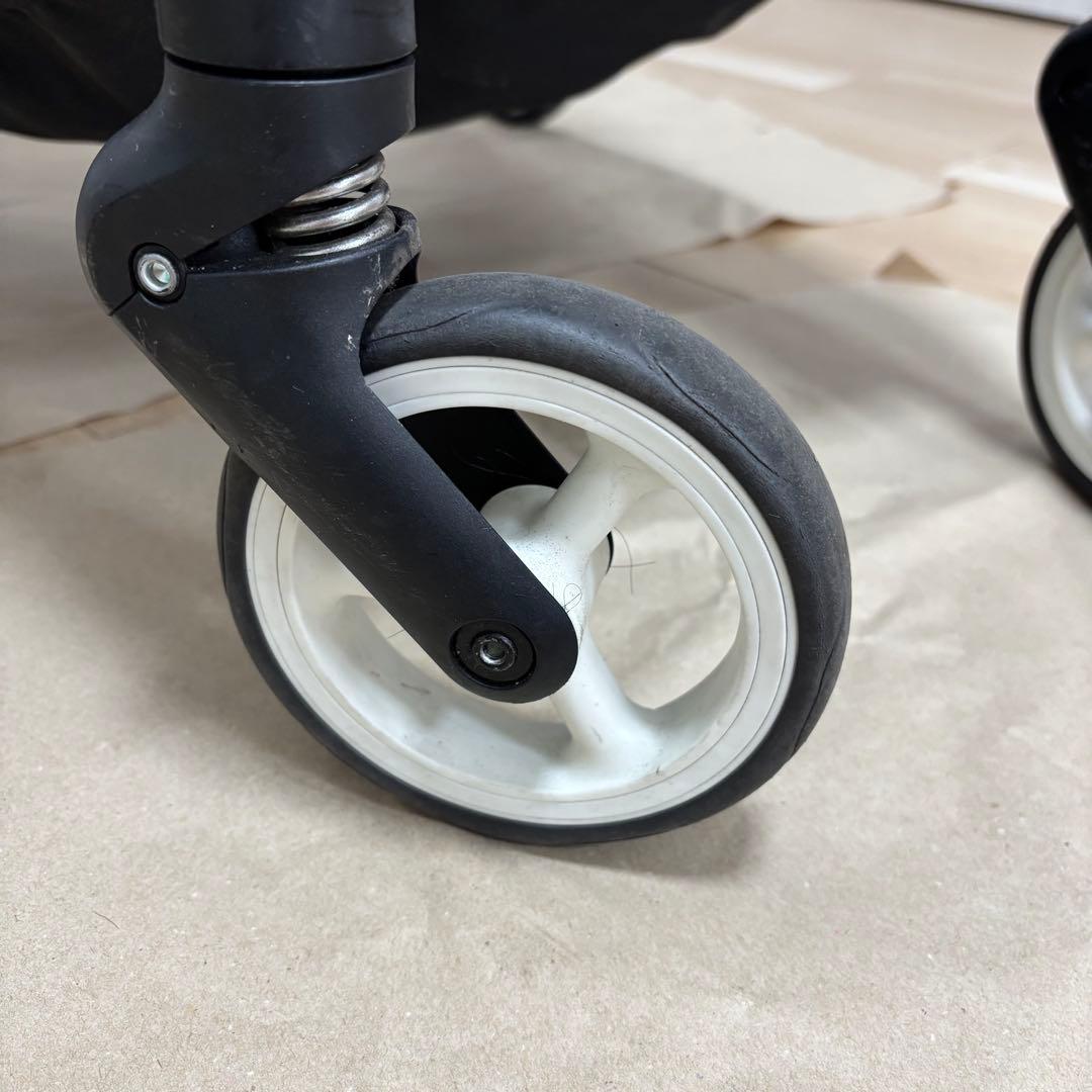 サイベックス リベル　ベビーカー　コンパクト　軽量　グレー