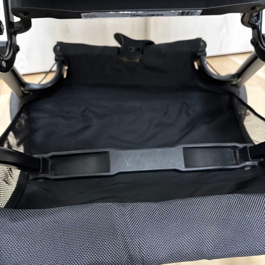 サイベックス リベル　ベビーカー　コンパクト　軽量　グレー