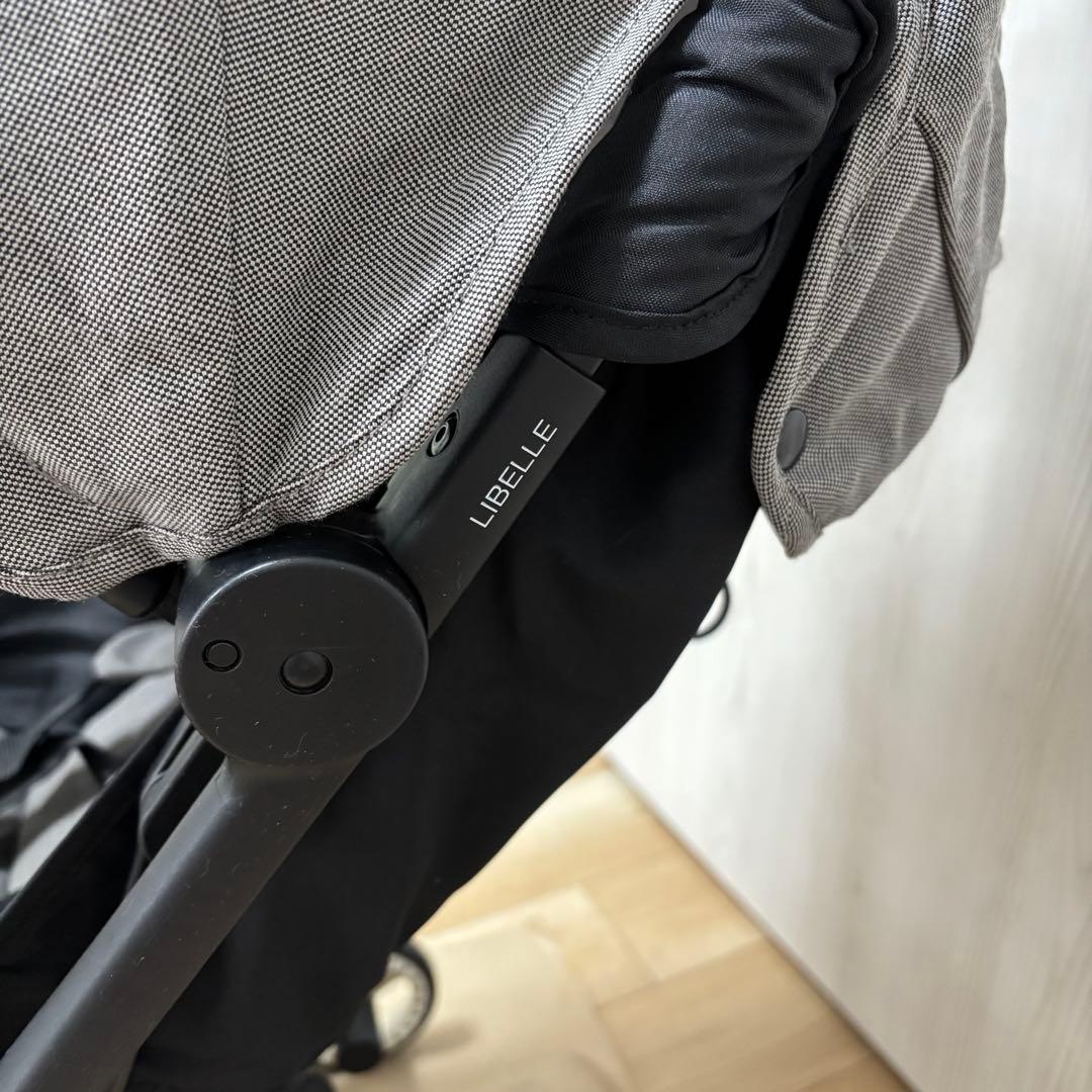 サイベックス リベル　ベビーカー　コンパクト　軽量　グレー