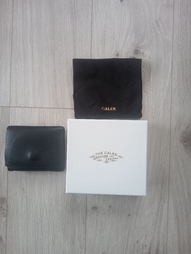 CALEE キャリー レザー ウォレット 財布 スタッズ チャーム付き