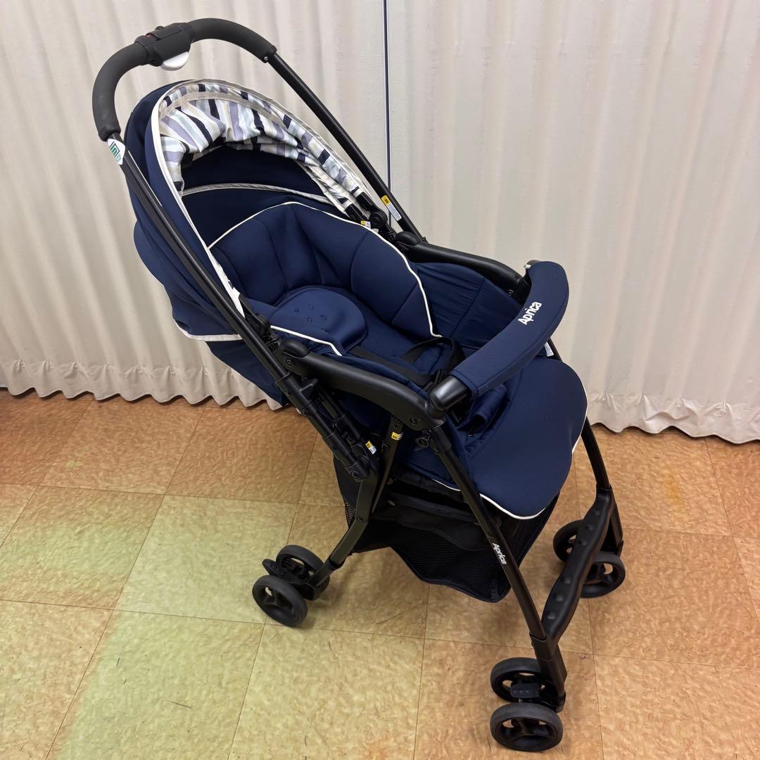 クリーニング済　☆綺麗☆　アップリカ　カルーンエアー　ハイシート　ネイビー