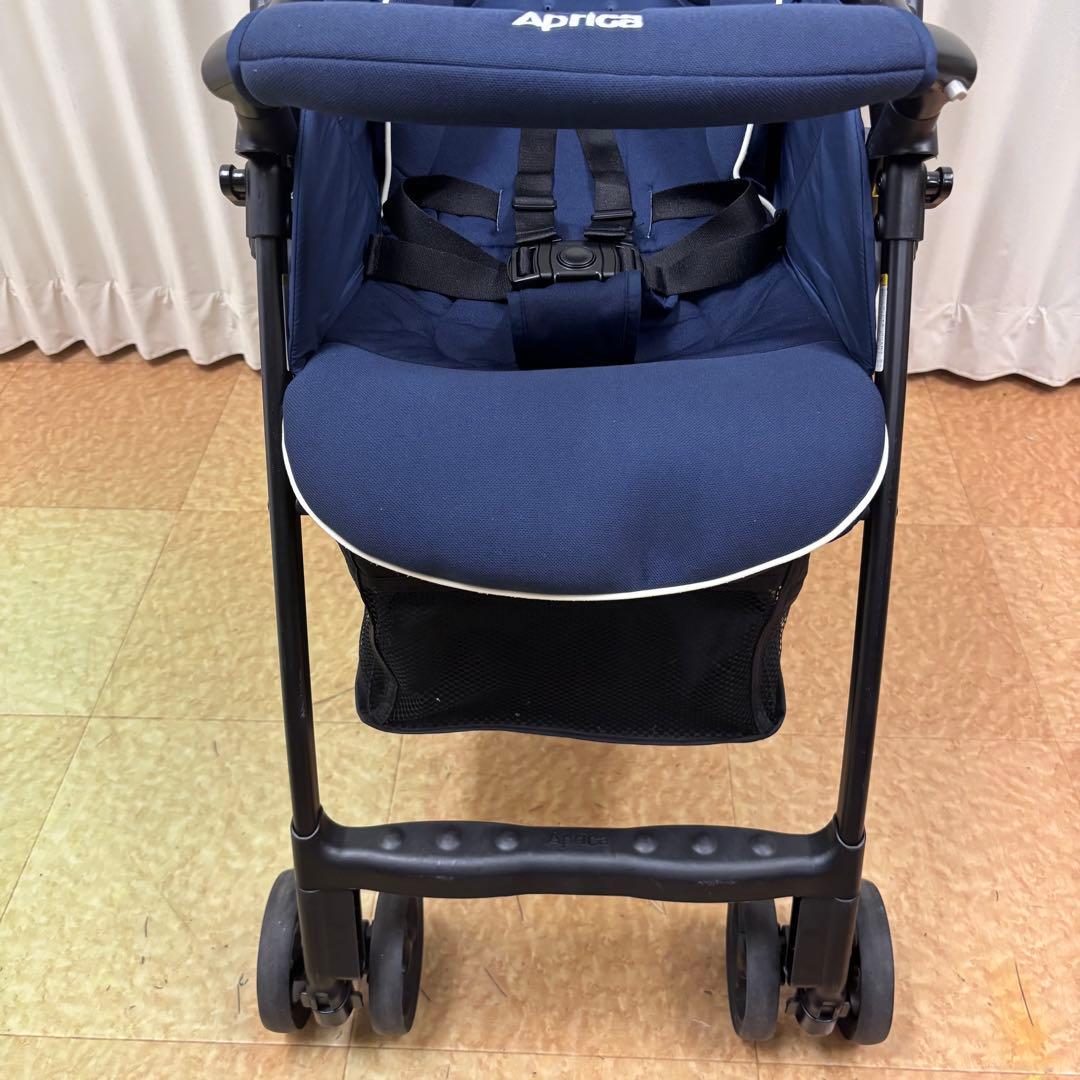 クリーニング済　☆綺麗☆　アップリカ　カルーンエアー　ハイシート　ネイビー