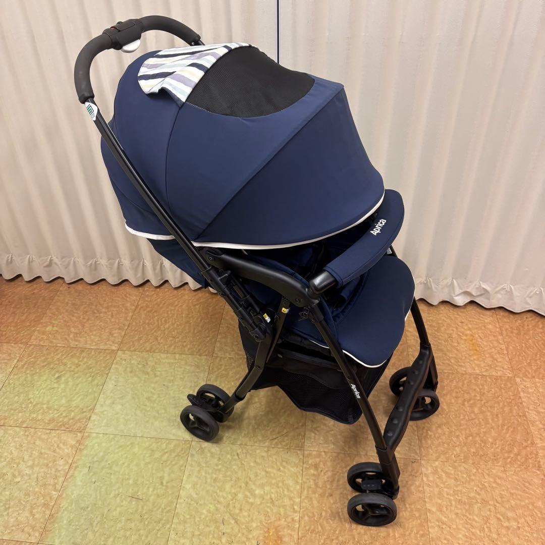 クリーニング済　☆綺麗☆　アップリカ　カルーンエアー　ハイシート　ネイビー