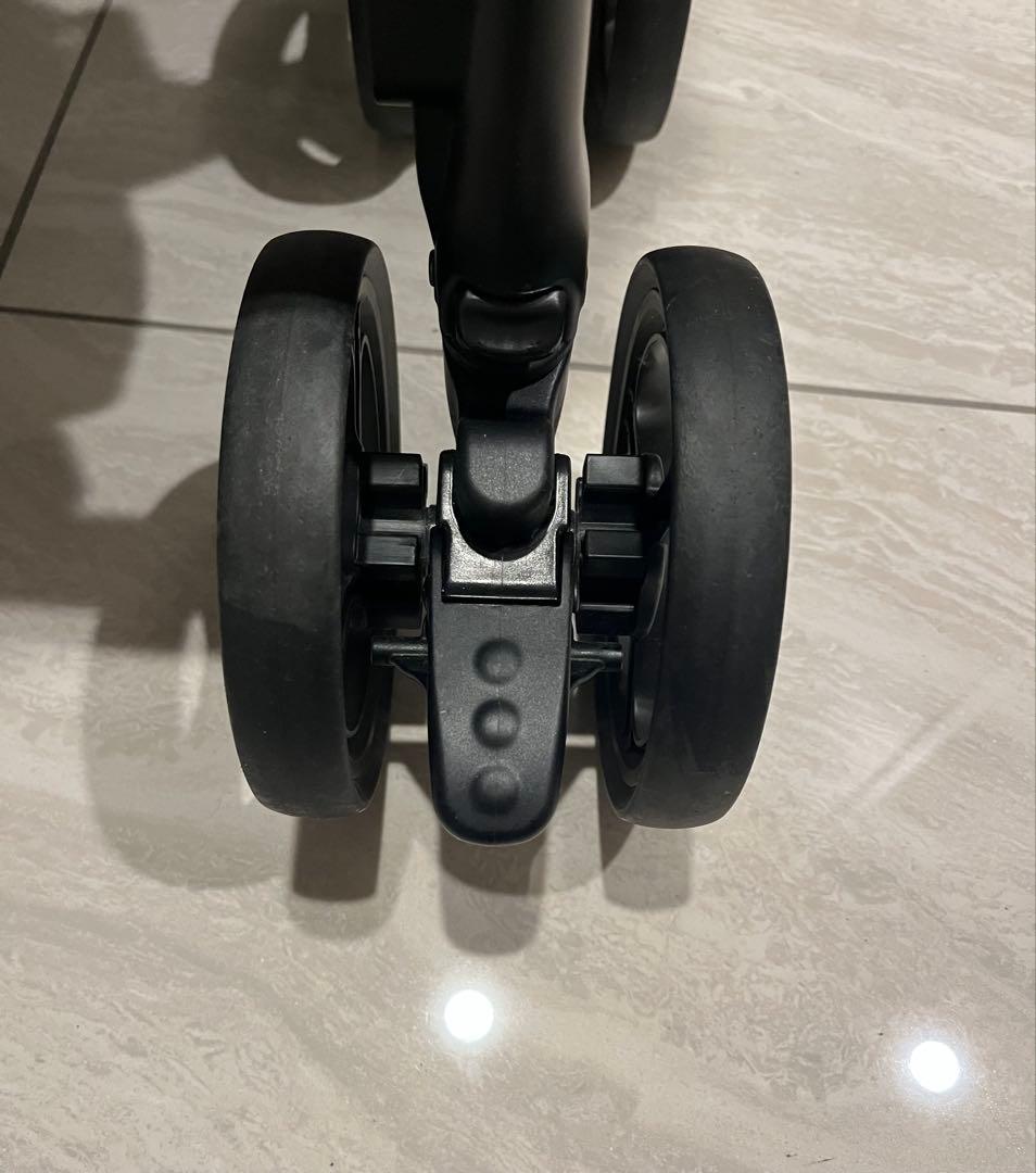 アップリカ ラクーナビッテクッション LUXUNA B CSN 2023年モデル