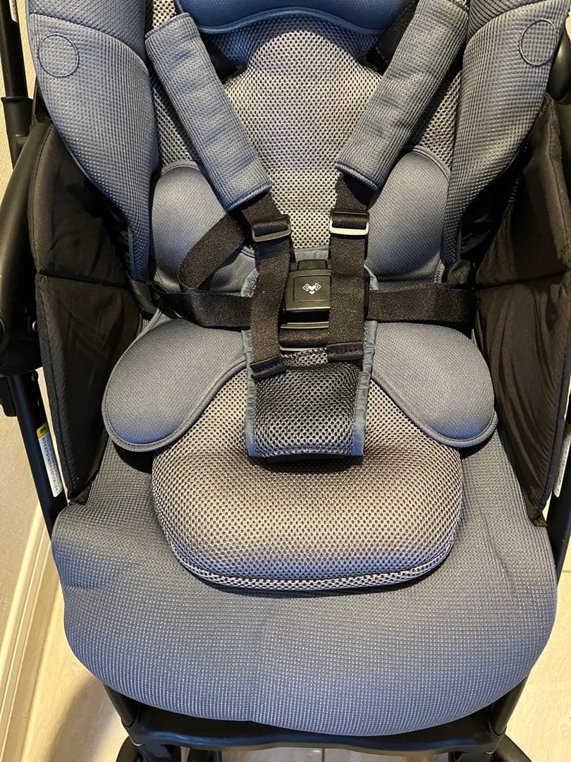 アップリカ ラクーナビッテクッション LUXUNA B CSN 2023年モデル