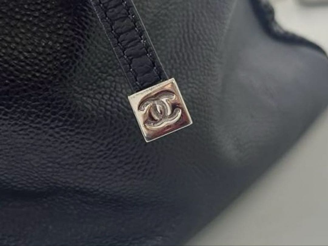 CHANEL キャビアスキン　バッグ　bagパンチング　ミニボストン　旅行カバン