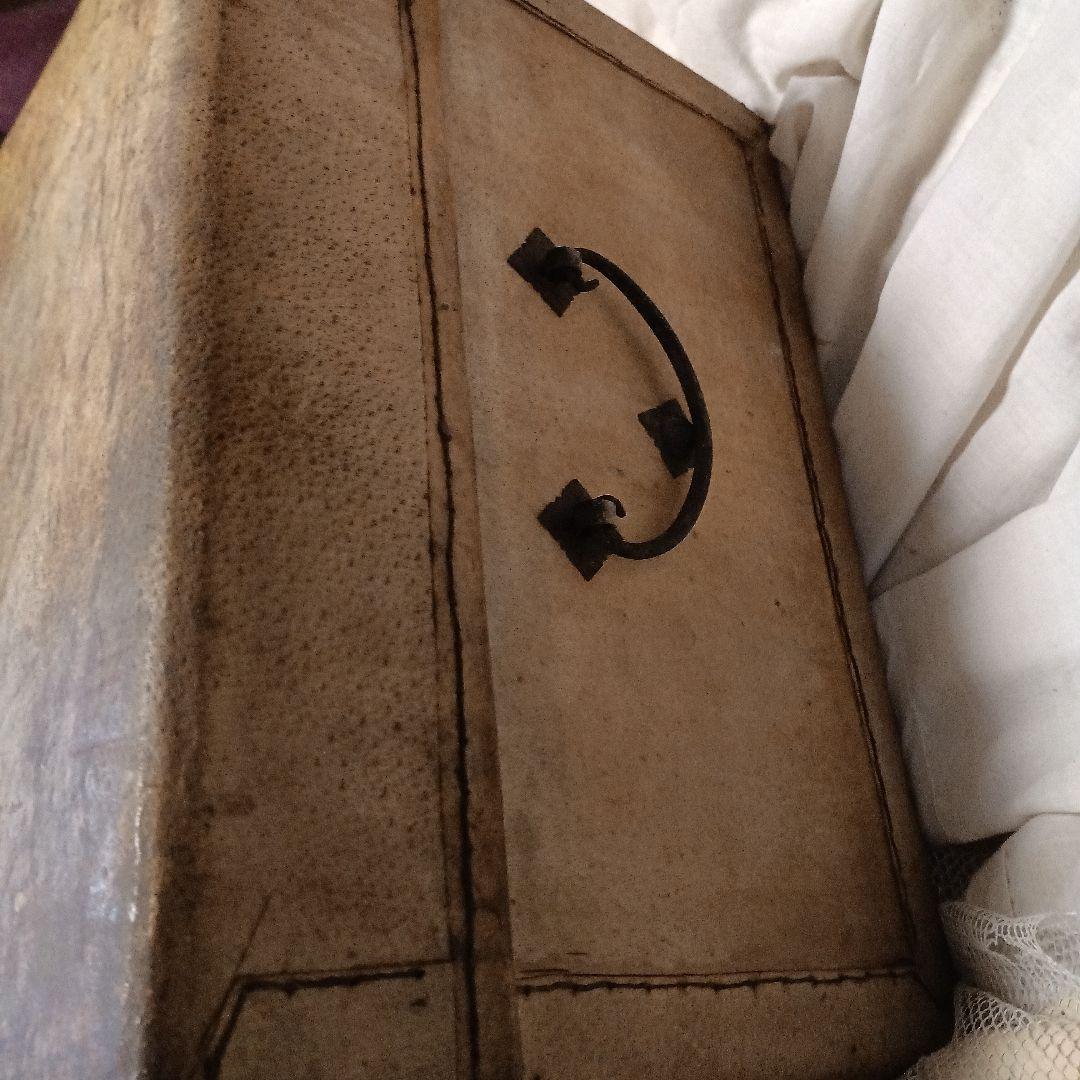 大正レトロ　海上萬昌威造　表面皮　木製箱 青い内装