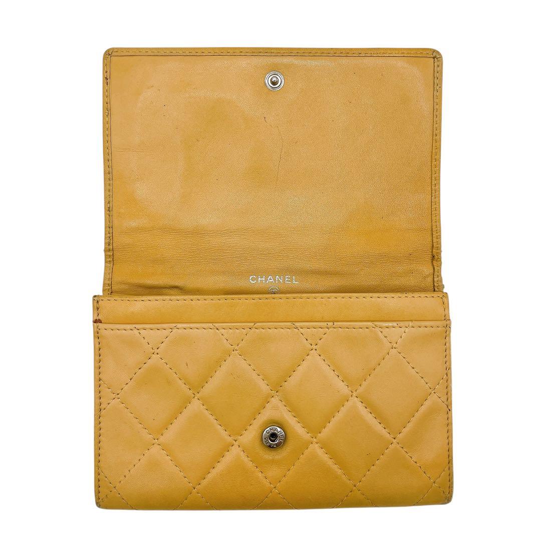 良品 シャネル カンボンライン ココマーク 二つ折り財布 ベージュ 黒 ブラック
