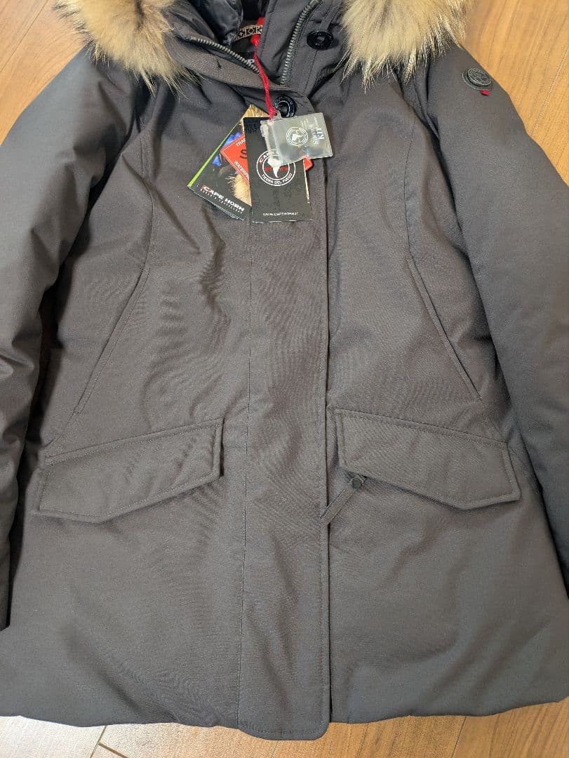 極美品　ケープホーン　CAPEHORN ダウンジャケット　ブラウン　44サイズ