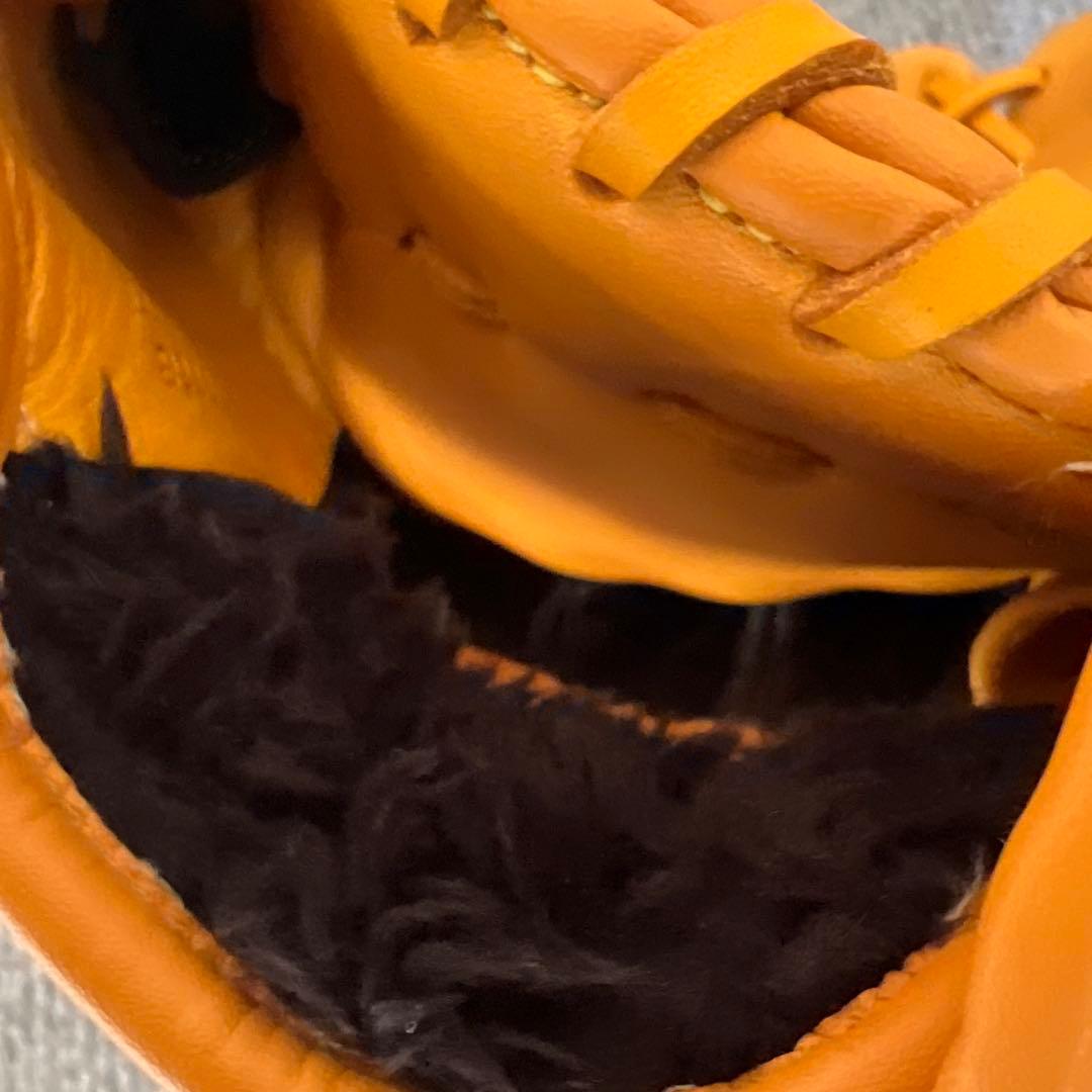 Mizuno ソフトボールグローブ 軟式 イエロー　右投げ用