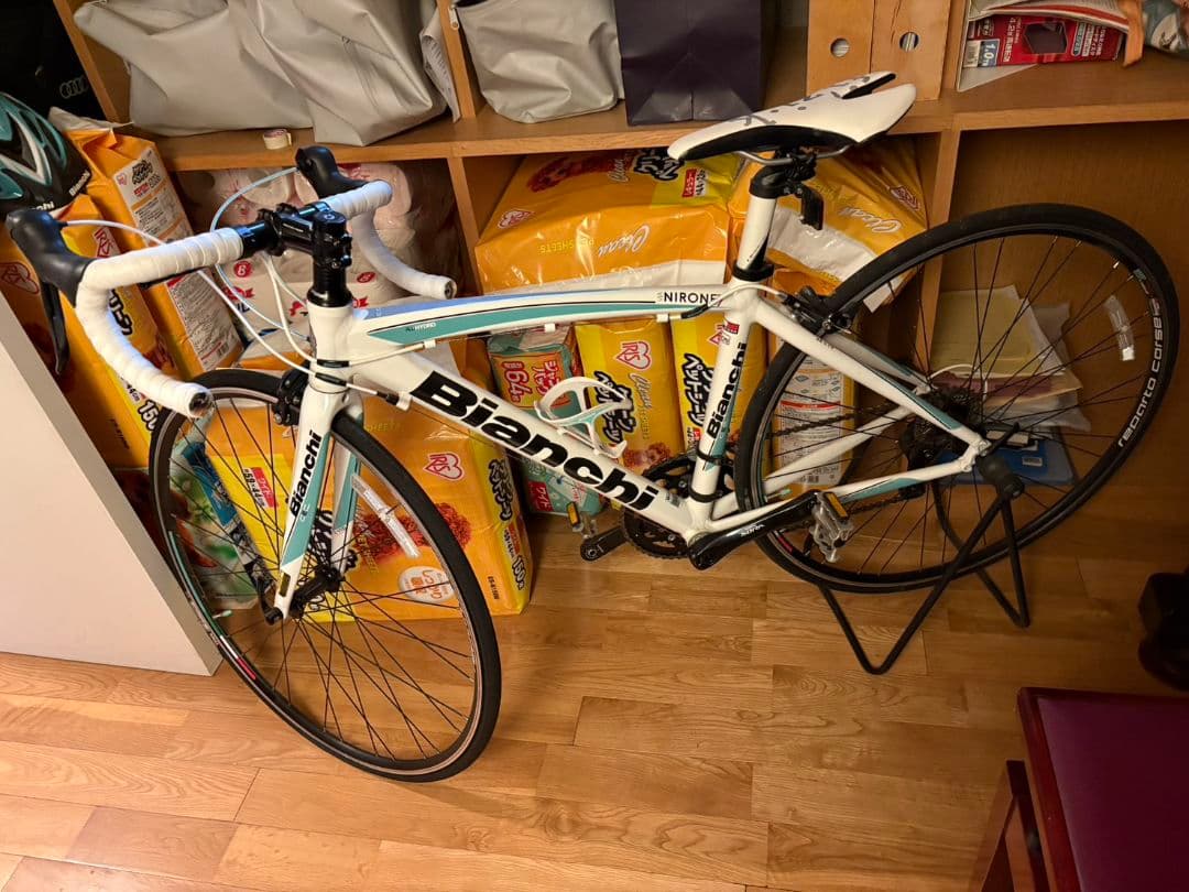 【再値下げ】Bianchi ビアニローネ7 2011年モデル (ヘルメット付き)