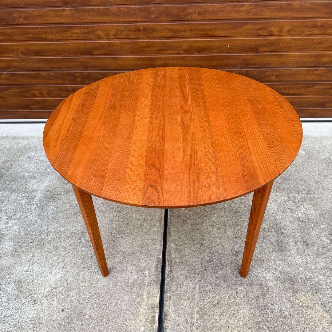 美品 unico TOVE ラウンド ダイニングテーブルφ1100 北欧