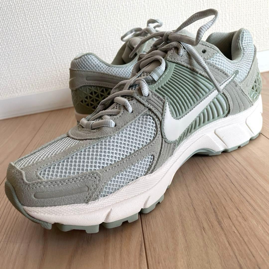 NIKE ナイキ　ZOOM VOMERO 5 ズーム ボメロ 5 27.5cm