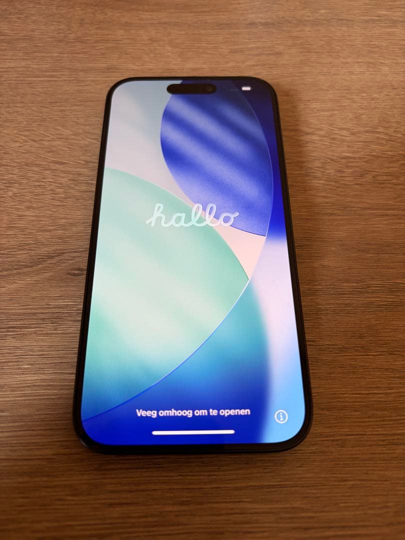 Apple iPhone15pro 256GB ブラックチタニウム　SIMフリー