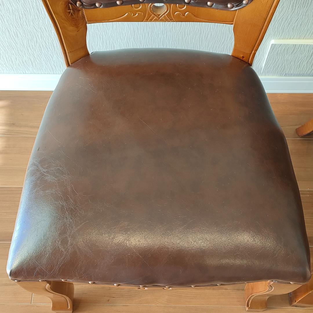 アンティーク　合皮チェア　ダイニングチェア　2脚セット