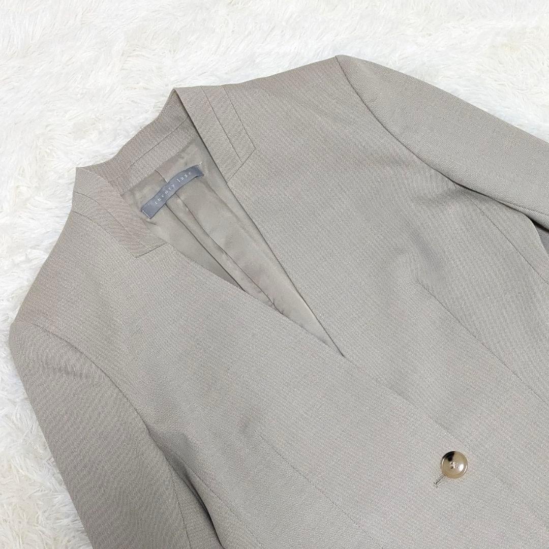 さつき✨セオリーリュクス　ロロピアーナ　ノーカラーパンツスーツ