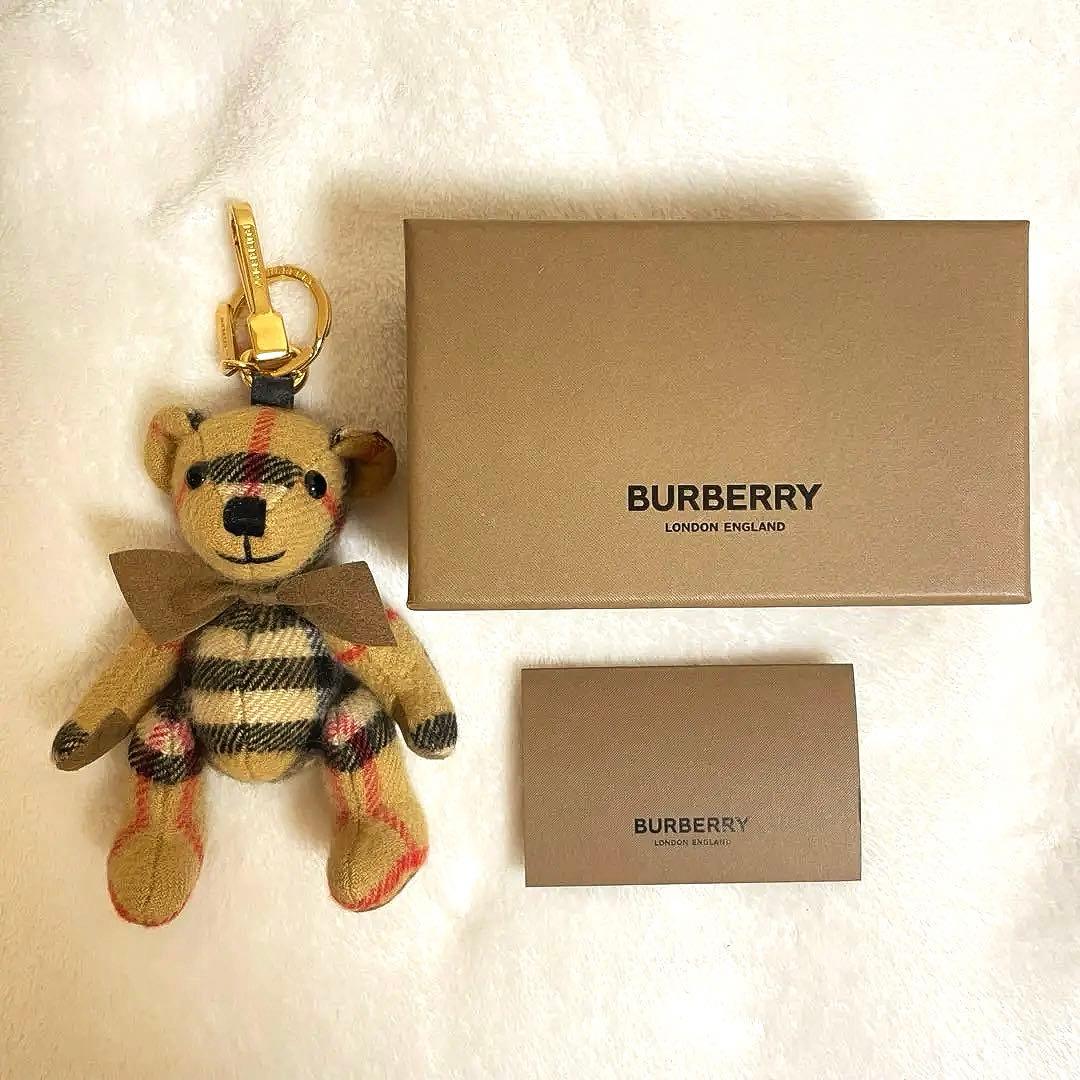 【美品】バーバリー　キーホルダー