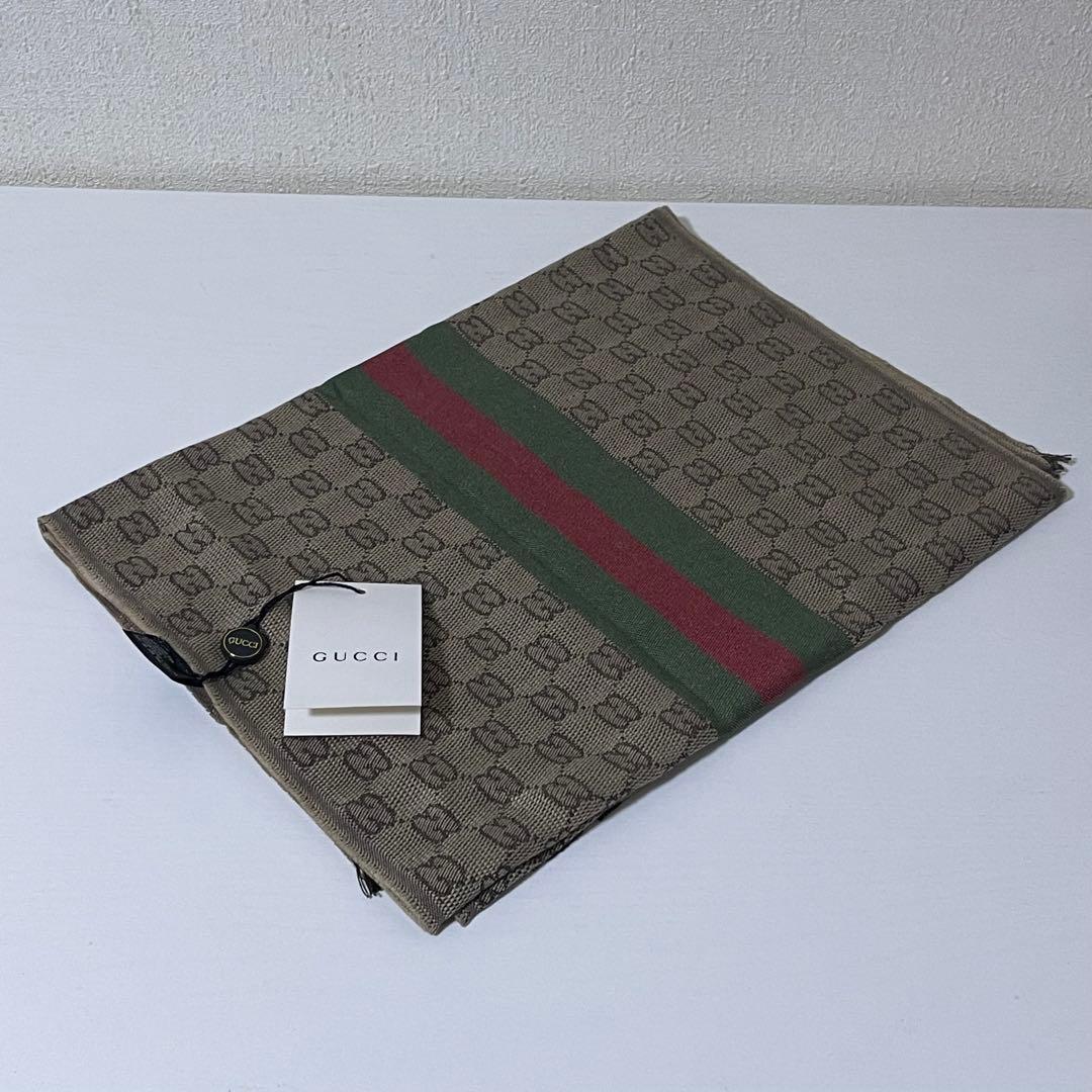 タグ付き GUCCI マフラー GGパターン