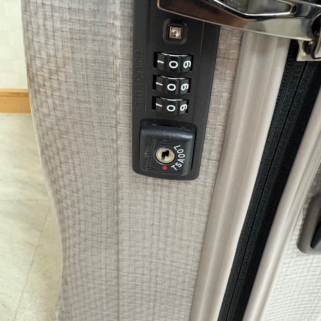 サムソナイト　コスモライト　キャリーケース　スピナー55 36L シルバー