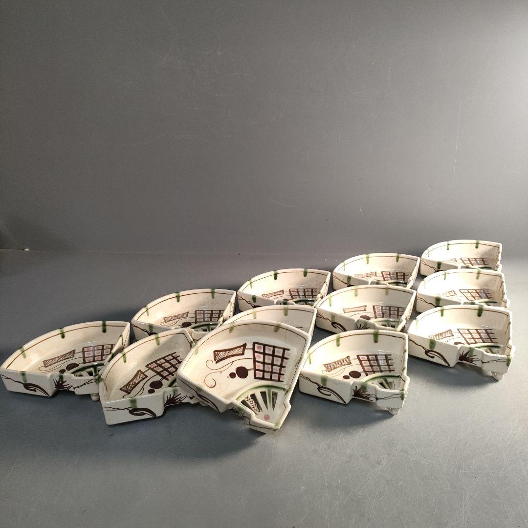 A1292-1/織部焼/瀧口喜兵爾/弥七田織部扇面向付12客/飾鉢/懐石道具/