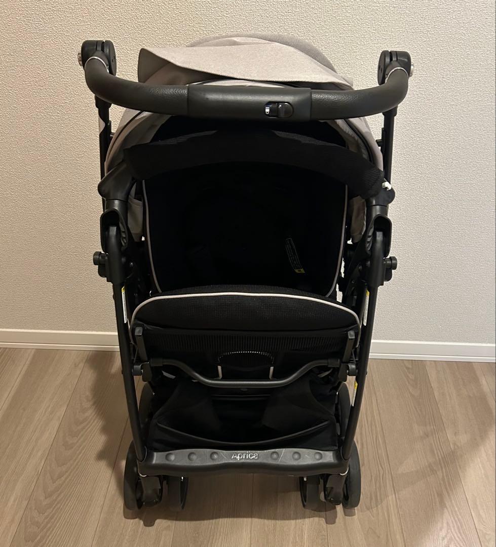 アップリカ　ラクーナクッションフリープラス 2023年製　品番2182858