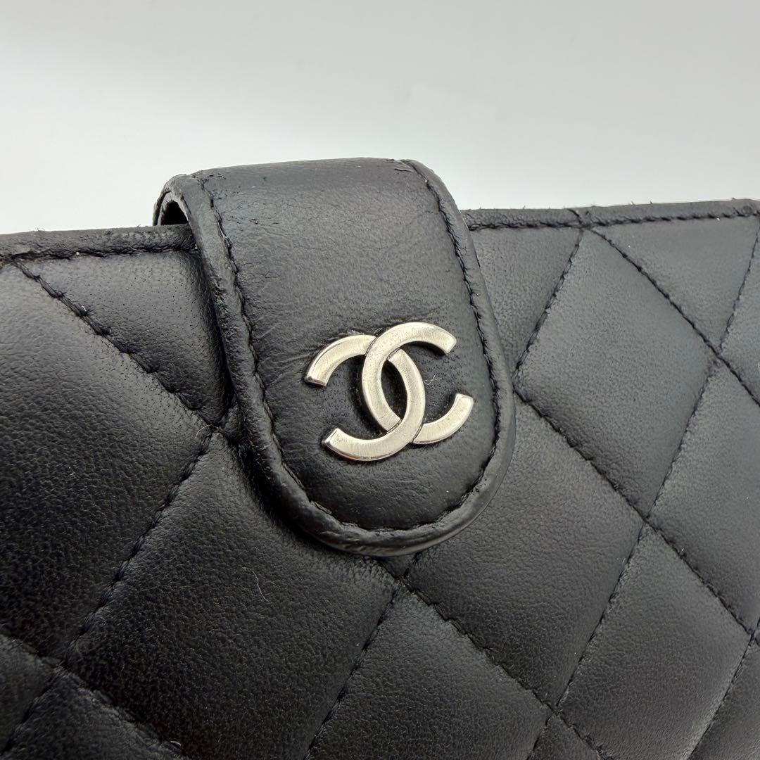 シャネル CHANEL 財布 マトラッセ 二つ折り コンパクト美品