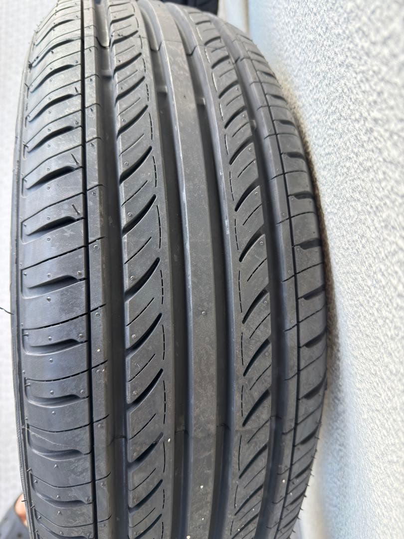 ヴィーツァー　ホワイトリボンタイヤ　15インチ　廃盤レア