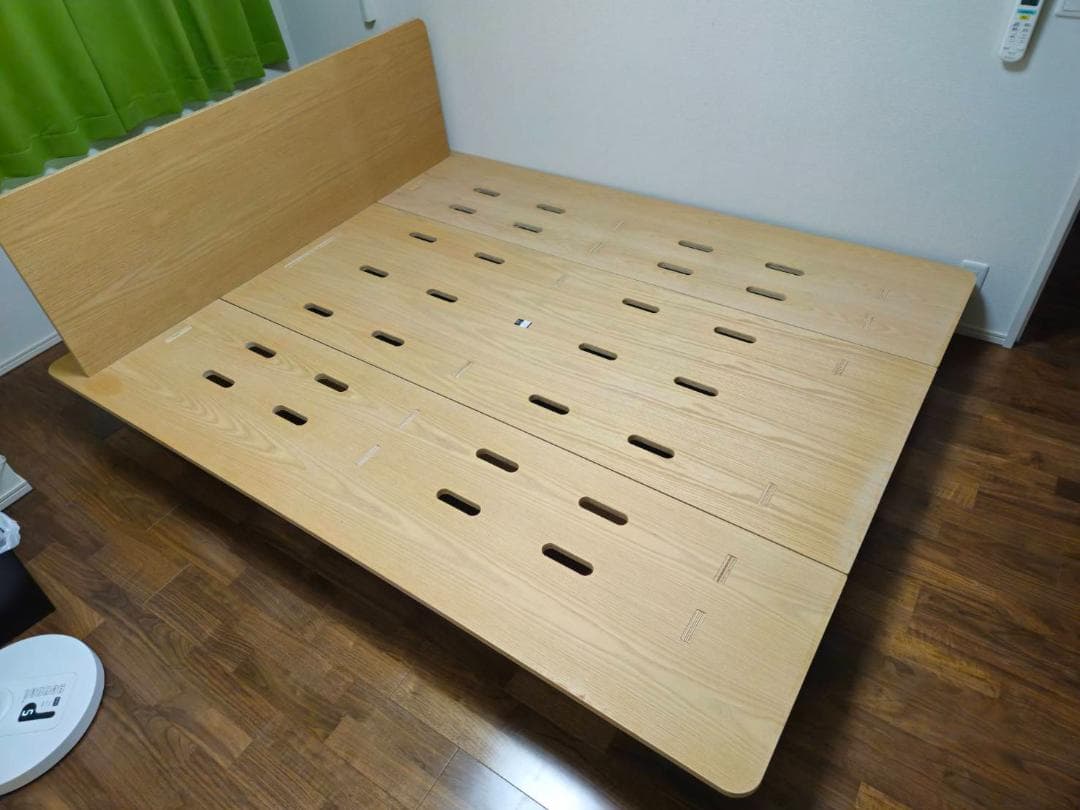 木製クイーンベッドフレーム