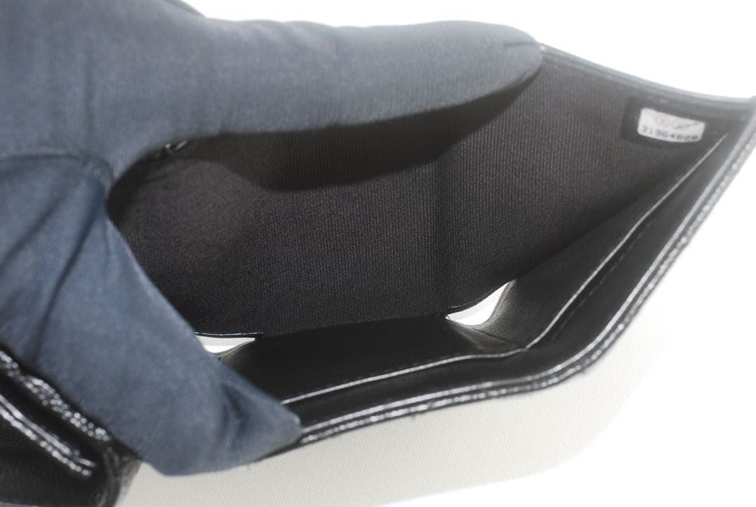 シャネル＊CHANEL＊キャビアスキン＊マトラッセ＊三つ折り財布