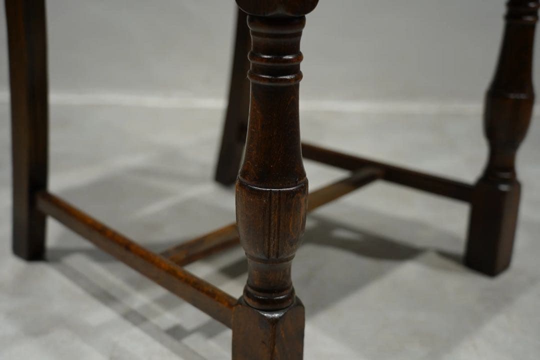 イギリスアンティーク　ダイニングチェア1930年代 オーク材　椅子