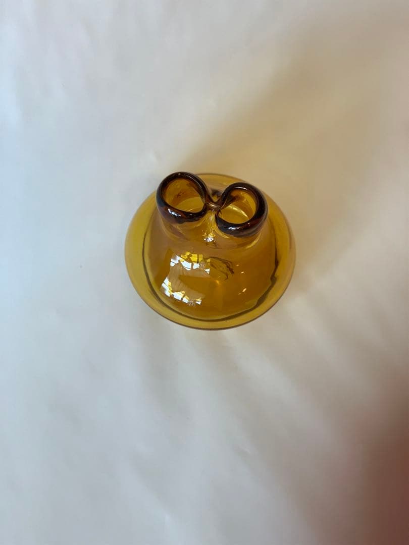 アンバー　フラワーベース　花瓶　ビンテージ