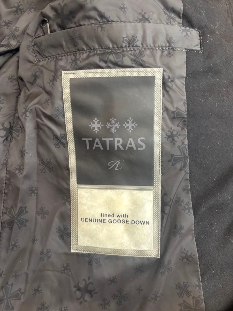 タトラス　Rラインダウンジャケット 黒　02