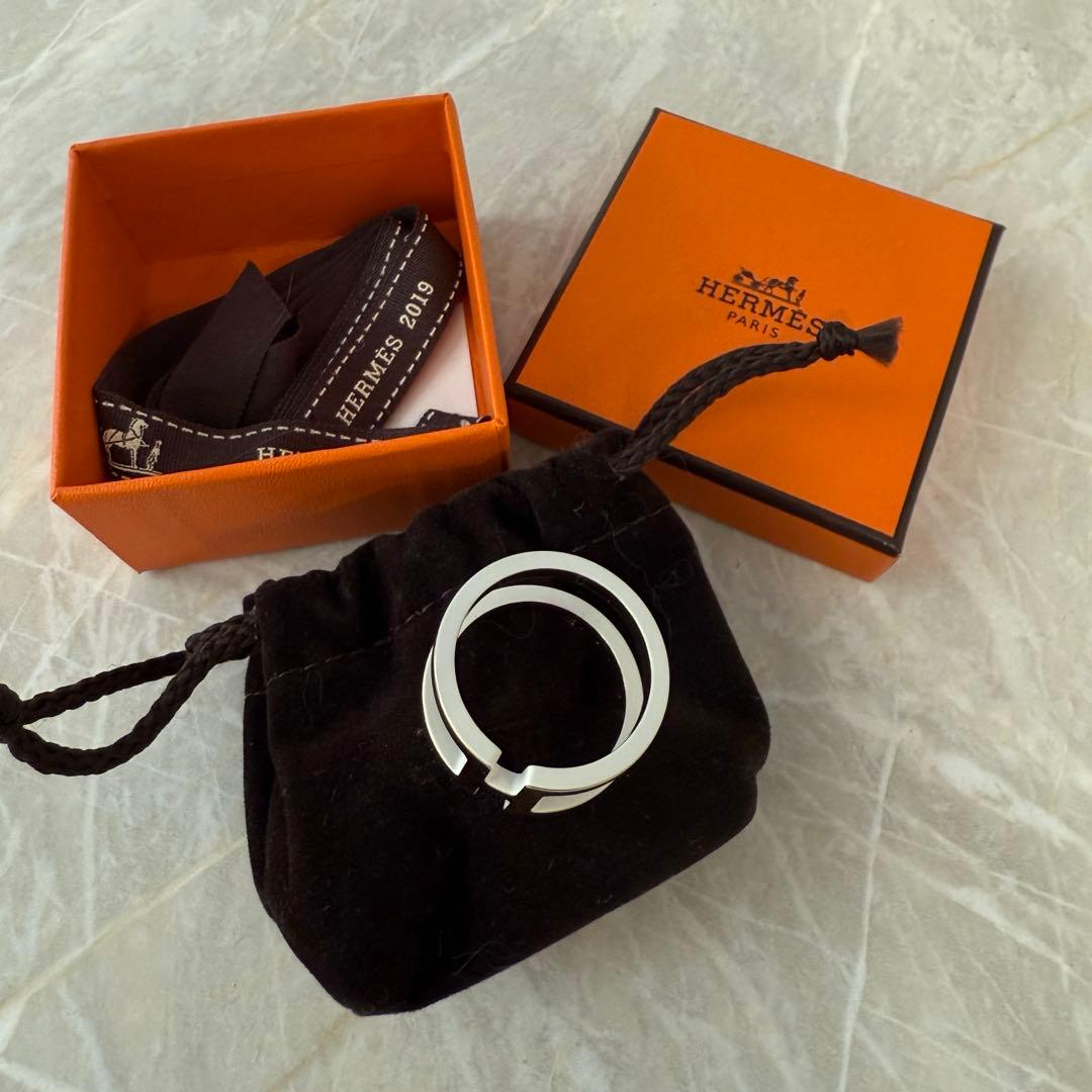 エルメス　スカーフリング　カレ90 H・アン・ロン　HERMES