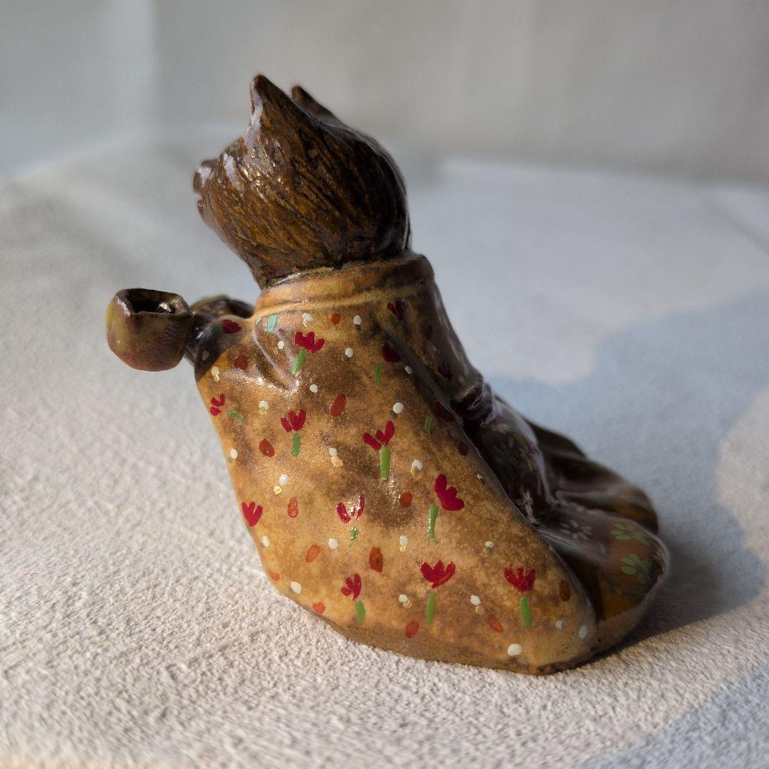 雛人形　三人官女　猫　伝統的スタイル