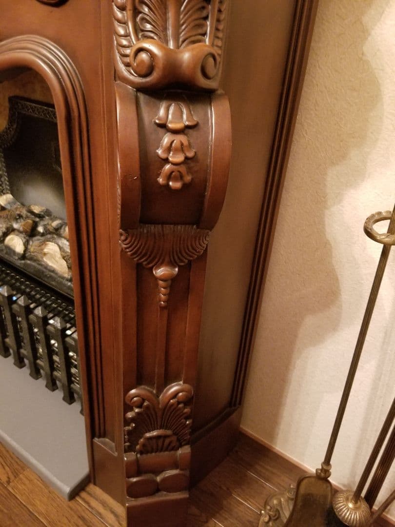 チリチリ 机 サイドテーブル デスク マントルピース 暖炉 映画