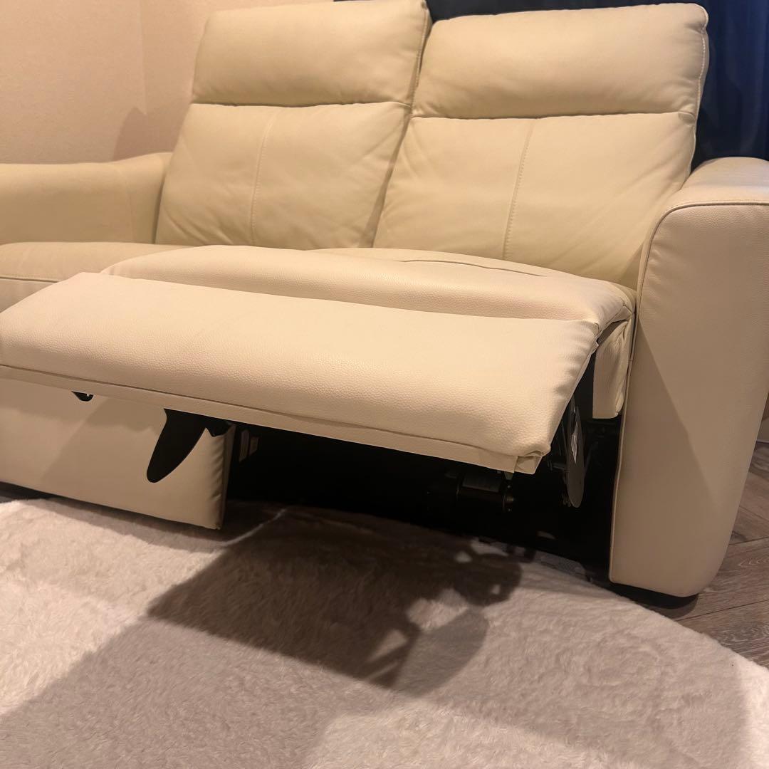 ✨美品✨ニトリ　アイボリー 電動リクライニングソファ