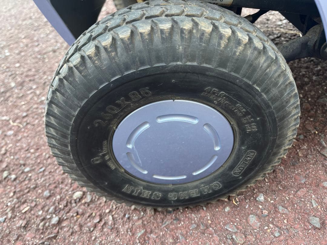 スズキ セニアカー ET4D 電動車椅子 前後バスケット付き