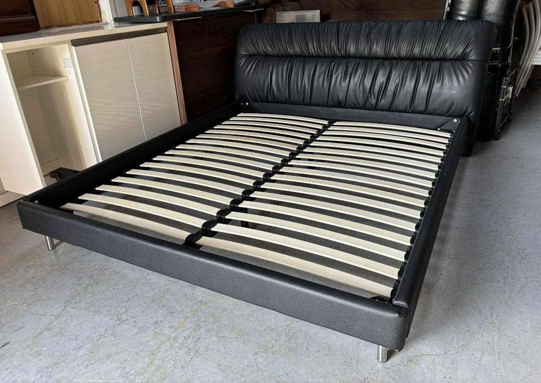 NITORI ニトリ クイーンベッドフレーム(サラス/BK)、内幅170cm