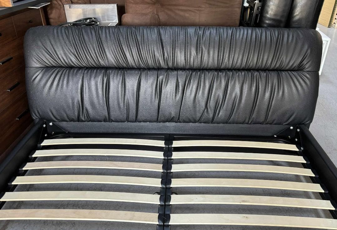 NITORI ニトリ クイーンベッドフレーム(サラス/BK)、内幅170cm