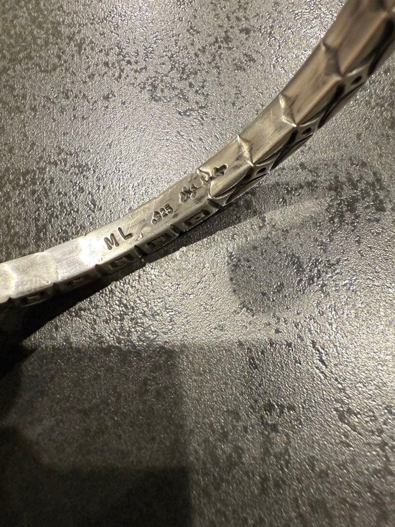 ライルセカテロ　バングル　ML