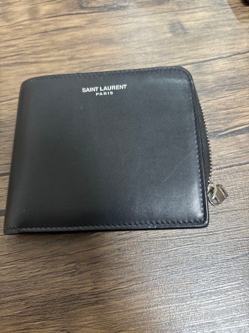 SAINT LAURENTサンローラン ブラック 二つ折り財布