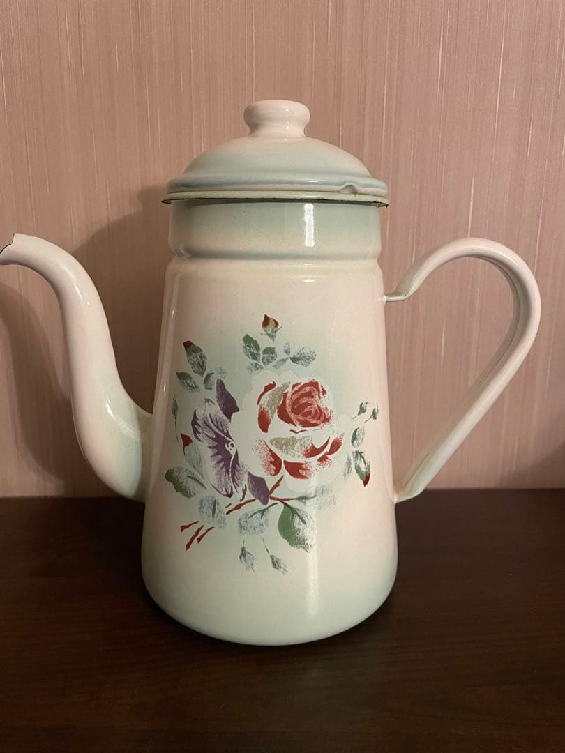 イマン ホーローポット　幻のミントグリーン