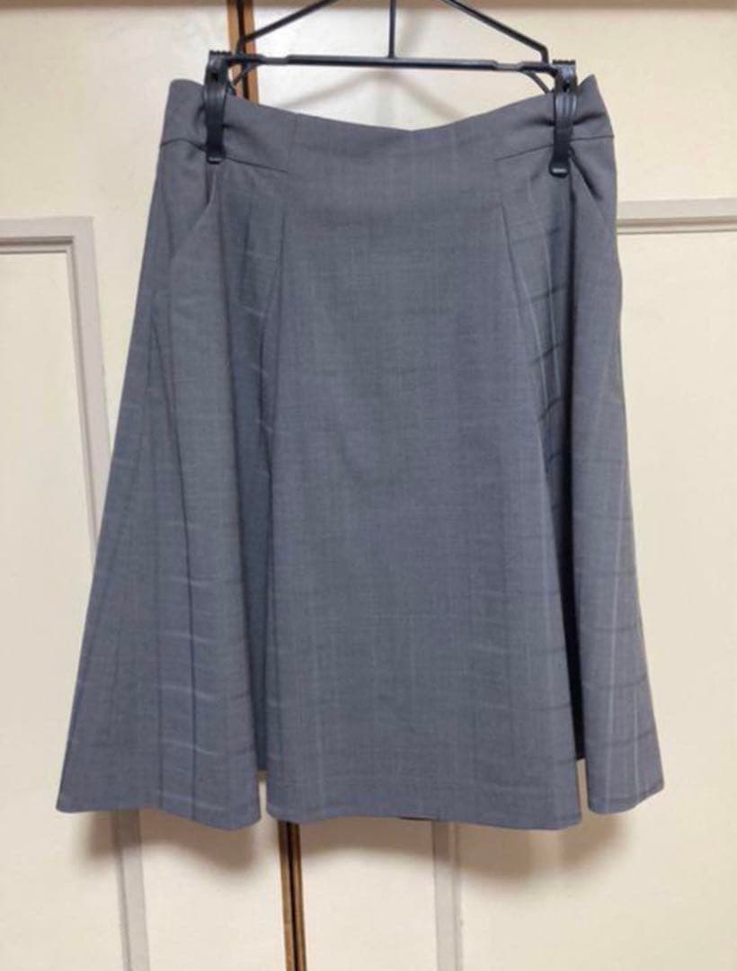 レディーススーツ4セット