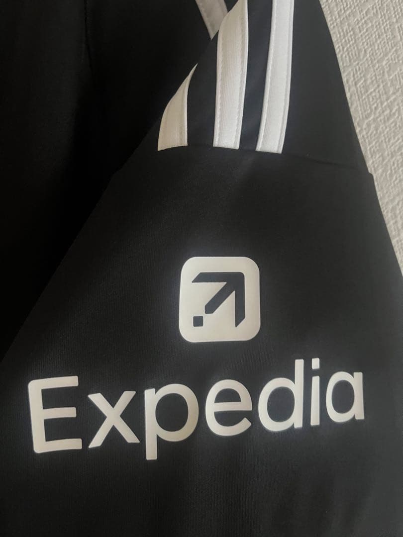 希少品 リバプール 25/26 3rd ゴールキーパーユニフォーム