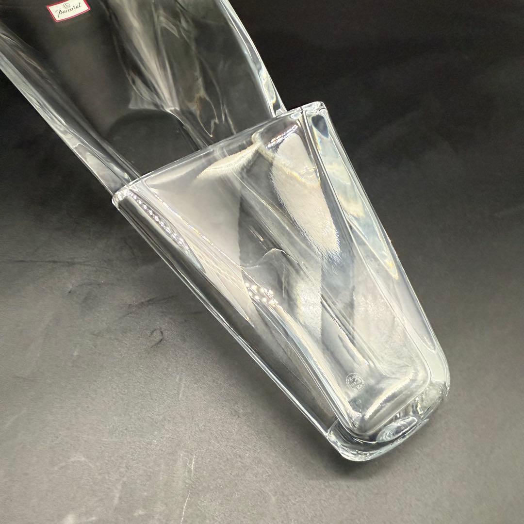 バカラ花瓶　DIVA