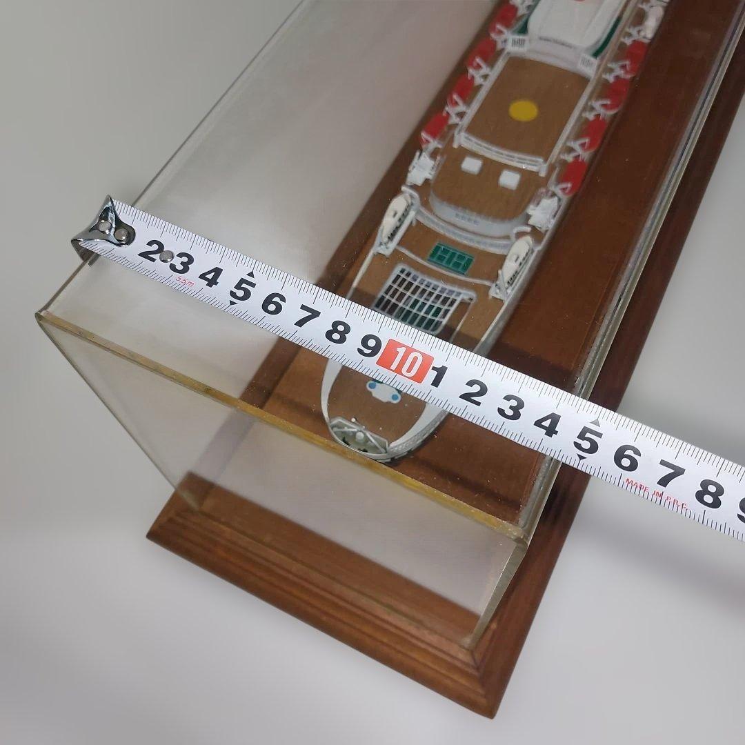 ラ*ー様 Queen Elizabeth 2の詳細な模型 CUNARD 船模型