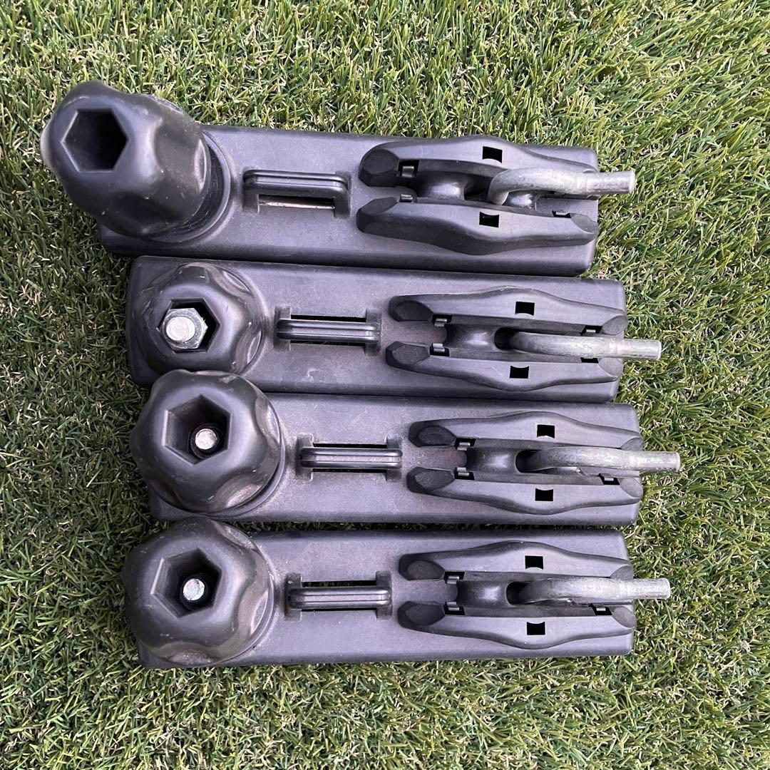 【愛知県】inno ルーフボックス ベース(クランプセット) シャドウ124