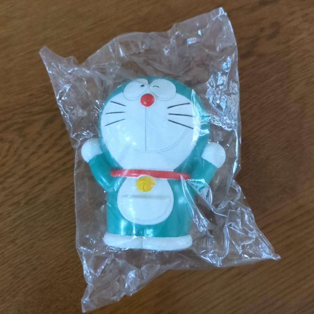 ドラえもん　貯金箱　未開封新品